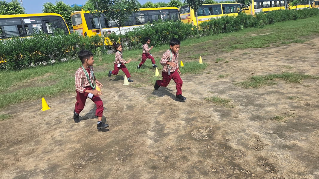 Hula Hoop Race